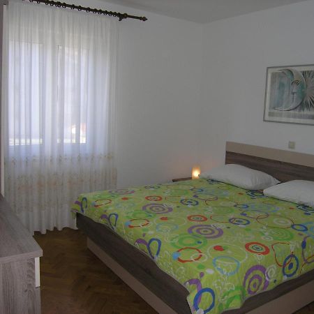Apartments Biljana For Relaxing Holidays In Baska Baška Exterior foto