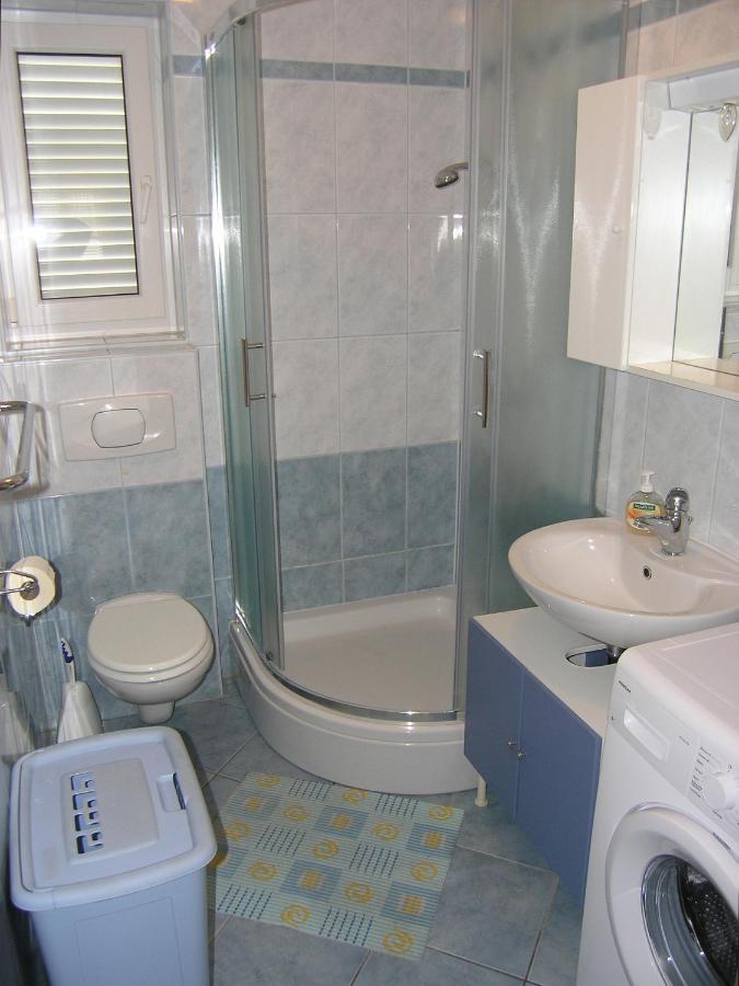 Apartments Biljana For Relaxing Holidays In Baska Baška Exterior foto